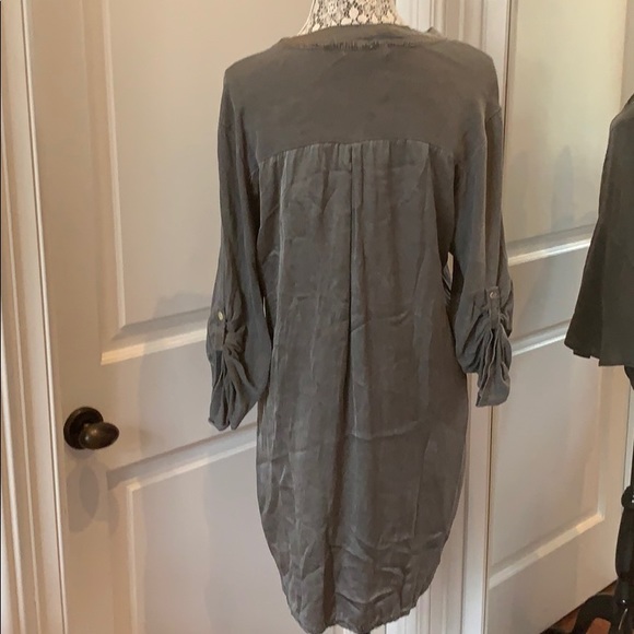 Silk Grey Pistache Blouse - Picture 5 of 5